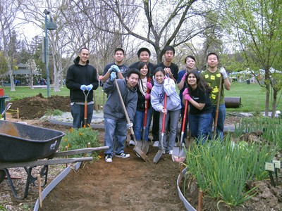 Veg Garden Rotary Path Workday Pic 4